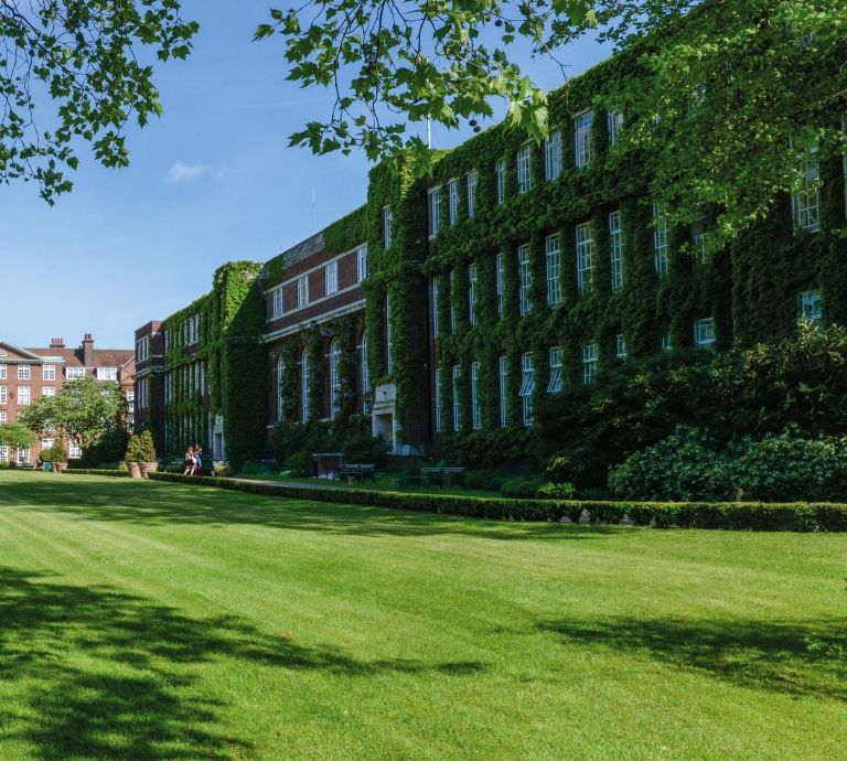 Campus Tuke Lawns in Summer Tuke Lawns